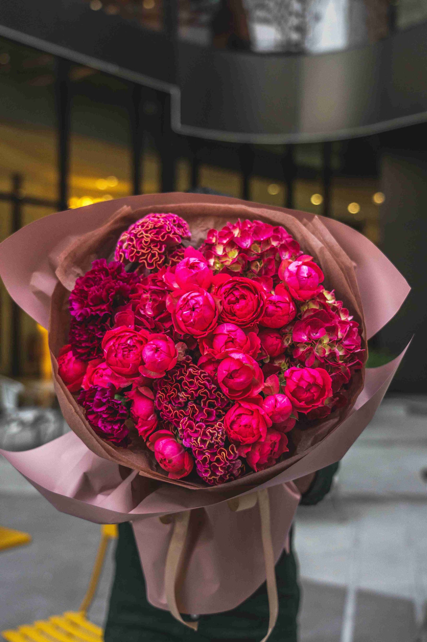 Chic Cherry Red flowers - Flower delivery in dubai