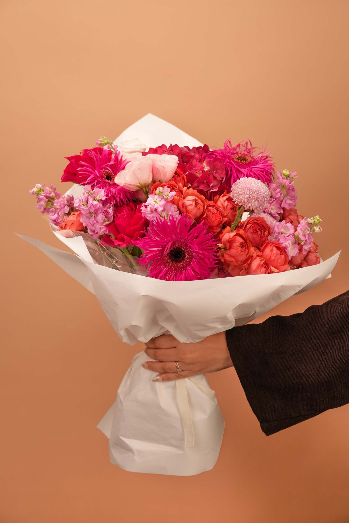 Rosy Celebration Flower Bouquet