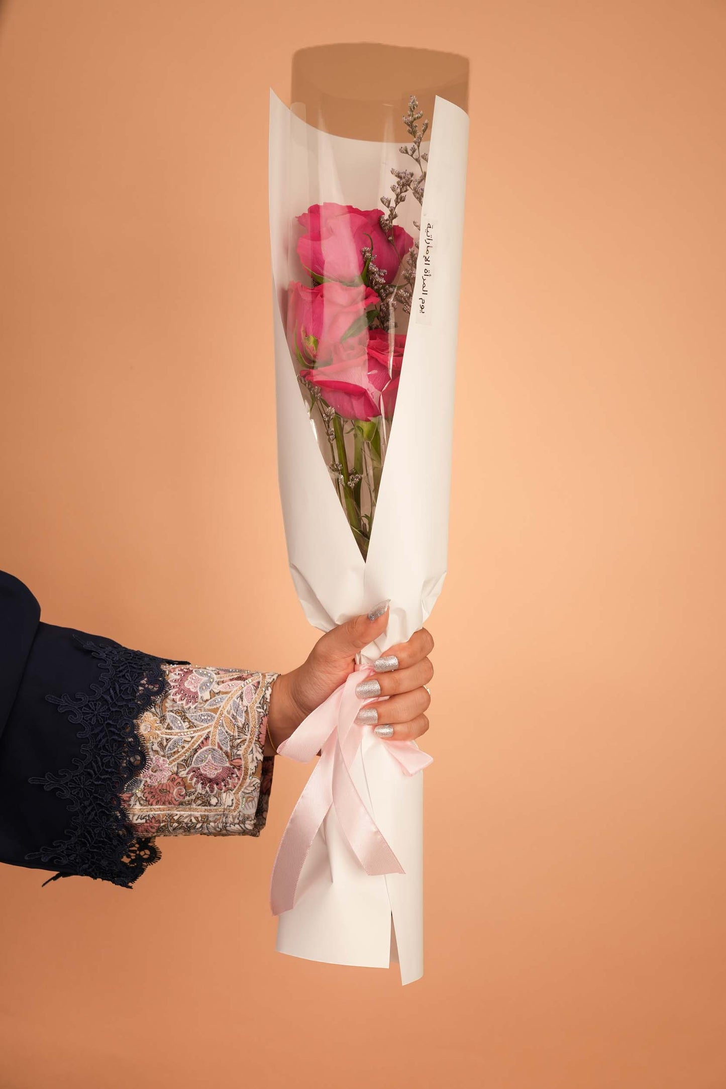 Red Rose Elegance – Emirati Women’s Day